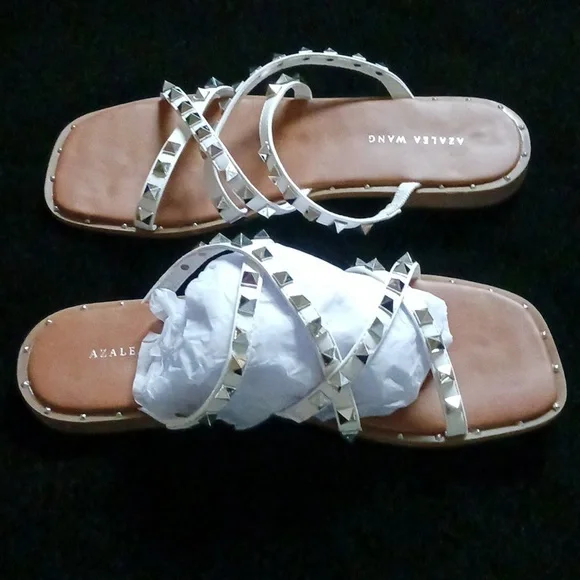 Callie Lives: Azalea Wang White Studded Sandals sz 8 - Picture 2 of 6